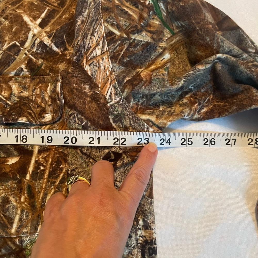 Mossy Oak Silentstalker Button-Up Long Sleeve Camouflage Shirt, Size Large - Picture 7 of 9